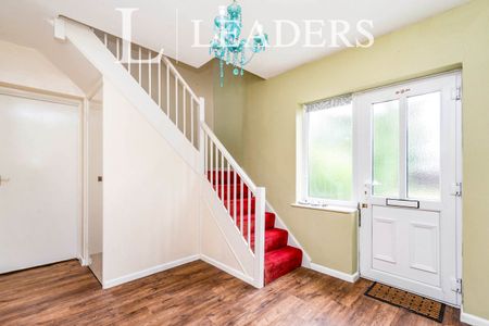 3 bedroom house to rent Adelaide Place, Fareham, PO16 - Photo 2