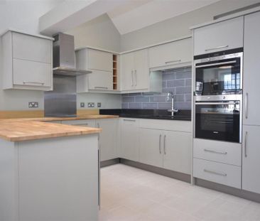 2 bedroom apartment to rent - Photo 6