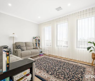 Spacious Family Living with Multiple Living Areas - Photo 1