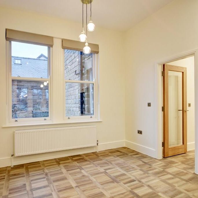 2 bedroom apartment to rent - Photo 1