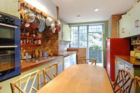 6 bedroom apartment to rent - Photo 5