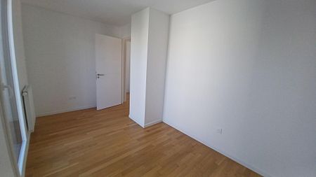 location Appartement F5 DE 98.21m² À CLICHY - Photo 2