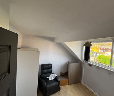 Room in a Shared House, Normanton Spring Road, S13 - Photo 3