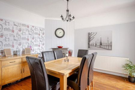 4 bedroom terraced house to rent - Photo 2