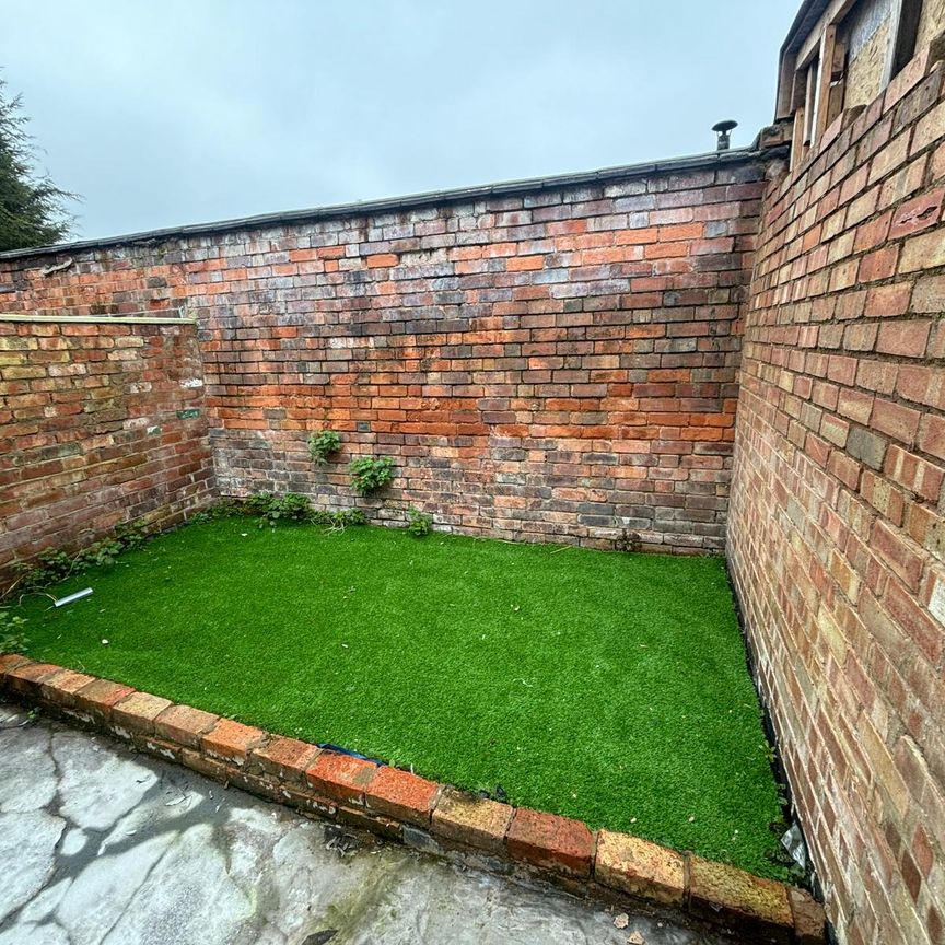 Beatrice Road, LE3 9FH, Leicester - Photo 1