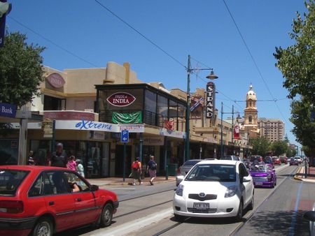 Furnished - Single Story Walk to the Bay - Photo 2