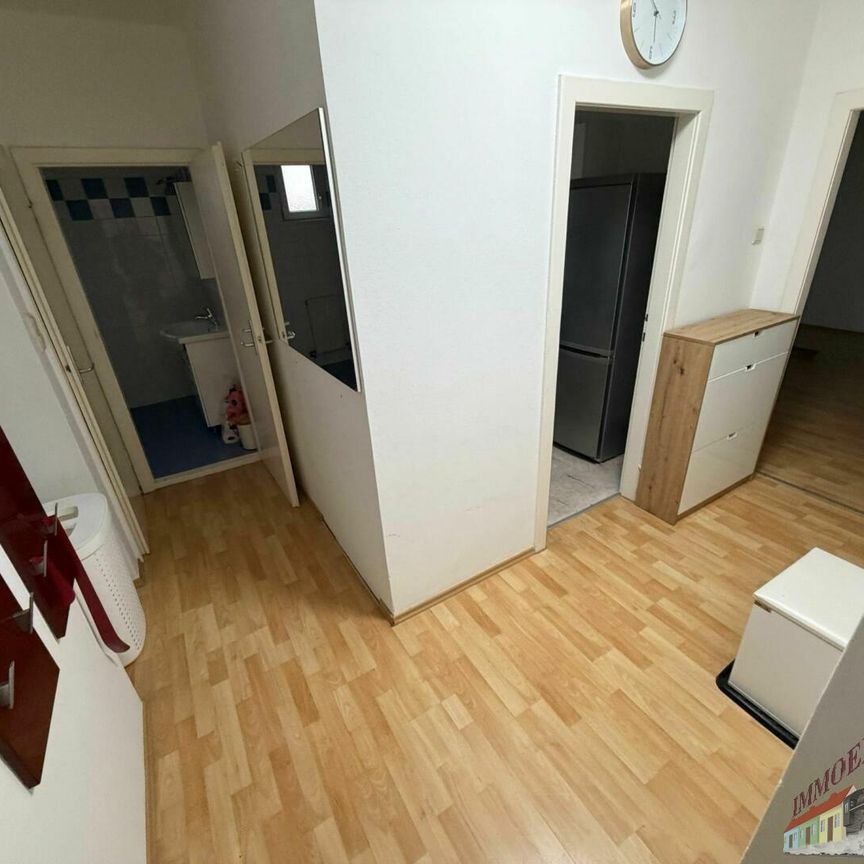 Unbefristete Singlewohnung sucht Langzeitmieter/In- Miete inkl. BK, Heizkosten und Warmwasser - Photo 1