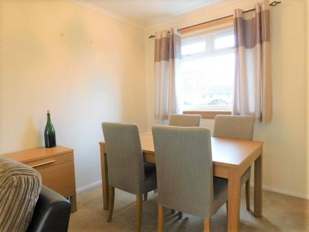2 bedroom terraced house to rent - Photo 4