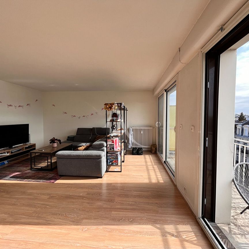 Location Appartement 2 pièces 70m² - Photo 1