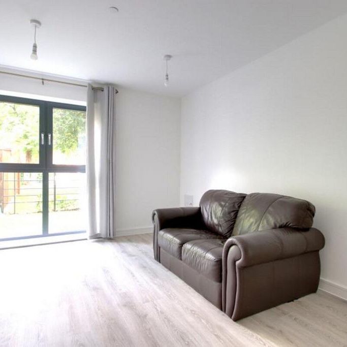 1 bedroom flat to rent - Photo 1