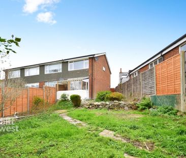 2 bedroom terraced house to rent - Photo 4