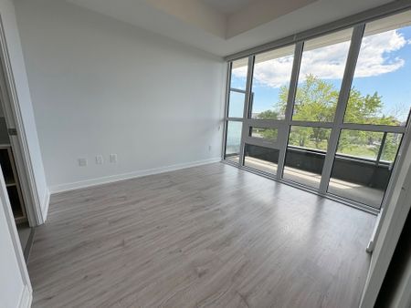For Lease - 3005 Pine Glen Road Unit# 216, Oakville, Ontario - Photo 4