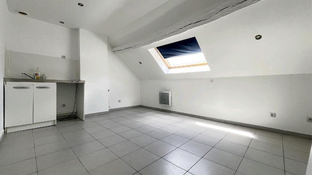 Location Appartement 2 pièces 21m² LOUVRES 95380 - Photo 1