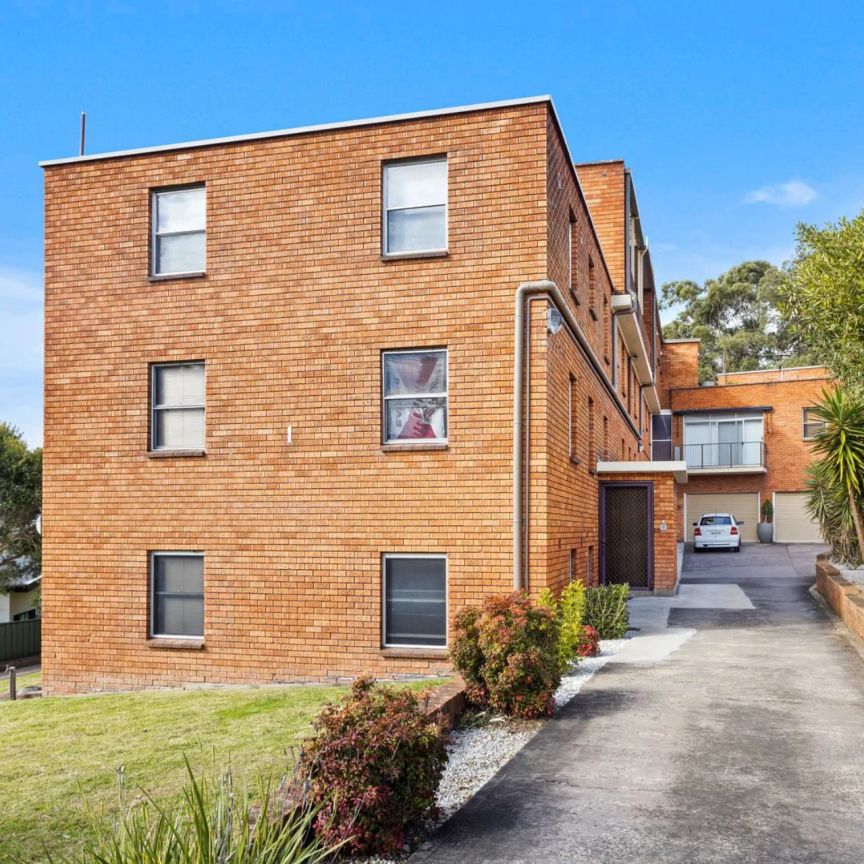 8/1 Powell Street, Mangerton. - Photo 1