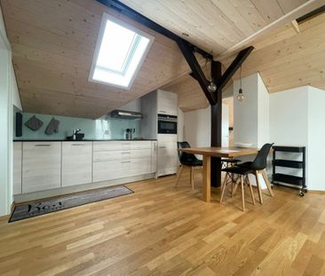 Möblierte 3.5-Zimmer-Dachwohnung mit traumhafter Bergsicht - Photo 5