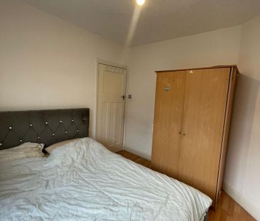 2 bedroom maisonette to rent - Photo 3