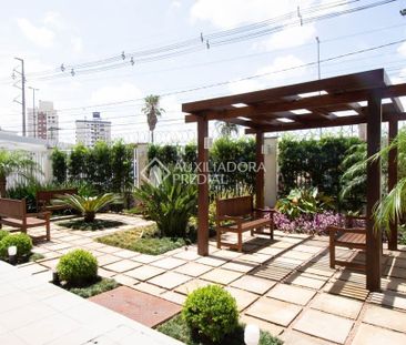 Apartamento com 2 quartos e 51m² para alugar em Sao Sebastiao, Port... - Photo 2