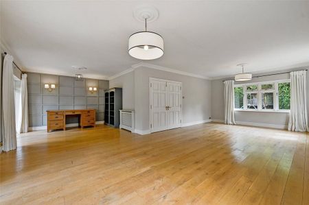 6 bedroom detached house to rent - Photo 4