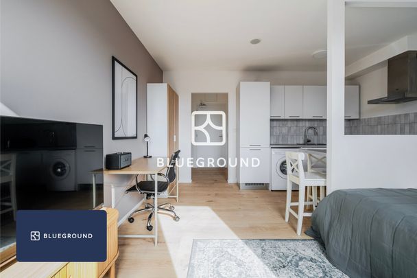 Apartment for rent, 1+KK - Studio, 27m - Photo 1