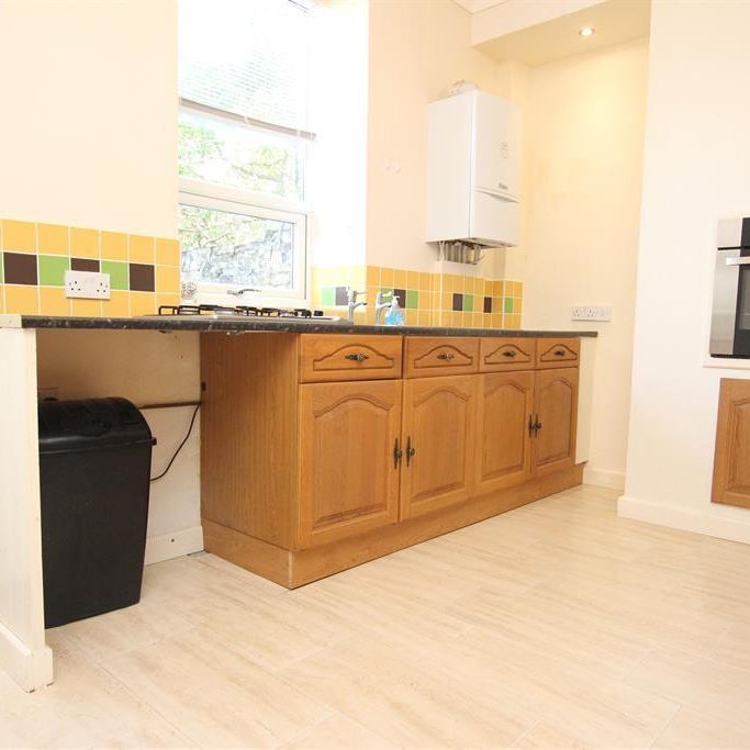 2 bedroom terraced house to rent - Photo 1