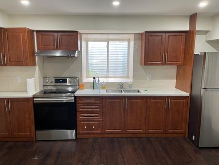 For Lease - 3 Aries Street, Brampton, Ontario - Photo 2