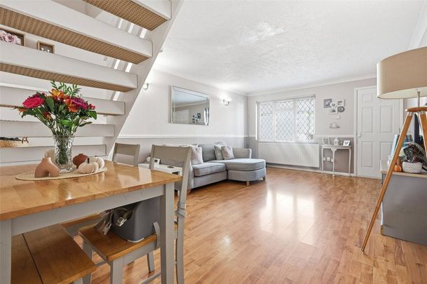 2 bedroom semi-detached house to rent - Photo 1