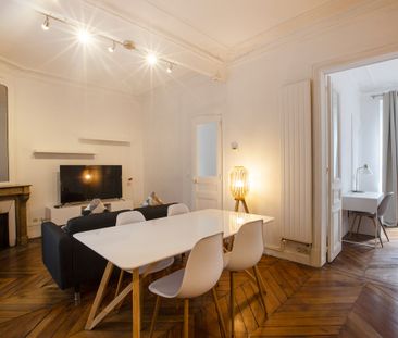 Appartement à louer rue de Rivoli, Paris 4ème - Photo 3