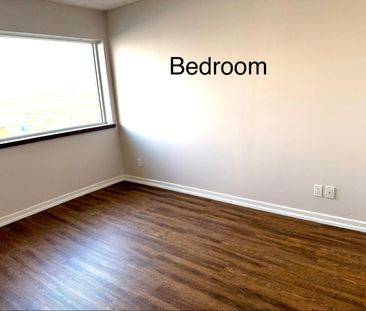 For Lease - 10415 Yonge Street Unit# 415, Richmond Hill, Ontario - Photo 3