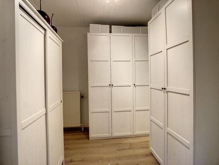 Goed gelegen woning met 2 slaapkamers, kelder, garage en tuin te Tongeren - Foto 5