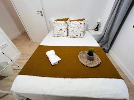 Carrer de Finestrat, Valencia, Valencian Community 46006 - Photo 3