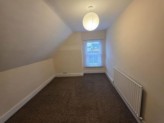 London Road, Apsley, Hemel Hempstead, HP3 9SB, Herts - Photo 1