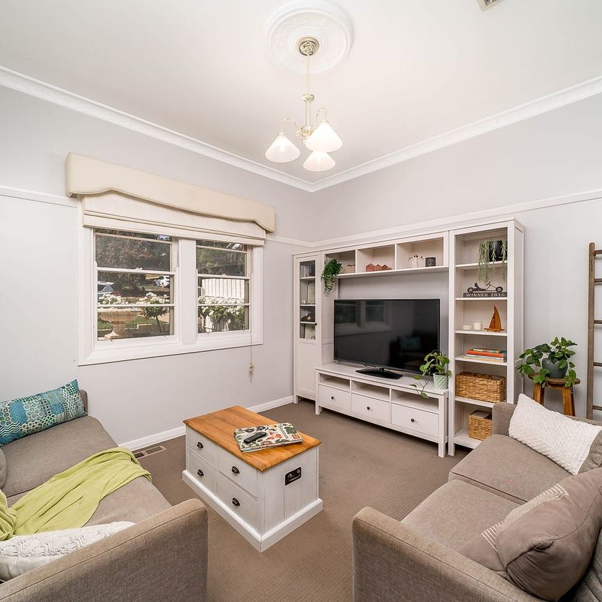 4 Young Street, Turvey Park - Photo 1