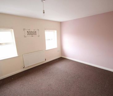 3 bedroom terraced house to rent - Photo 4