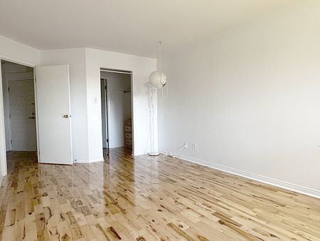 405 Boulevard Seigneurial Ouest, #208 - Photo 2