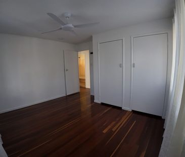 Flexible Dual Living with Poolside Appeal - Photo 6