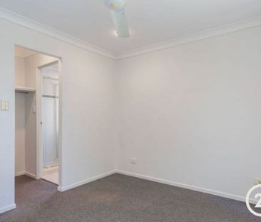 2x Living Areas + Large Yard - Photo 5