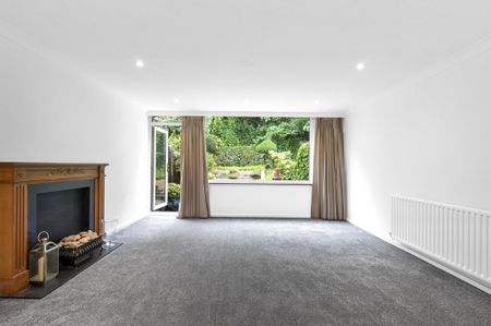 3 bedroom terraced house to rent - Photo 2