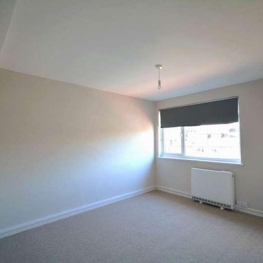 St Michael`s Court, Woodside Road, Amersham, HP6 - Photo 1