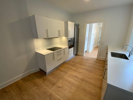 Borch Gård 39,1. 6000 Kolding – LEJLIGHED I KOLDING C MED STOR ALTAN - Photo 5