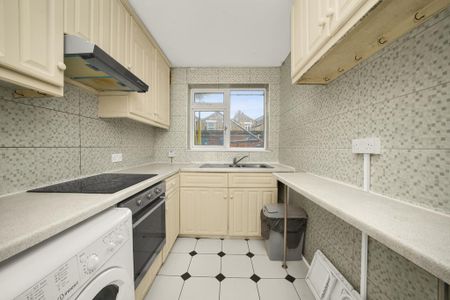 2 bedroom apartment to rent - Photo 3