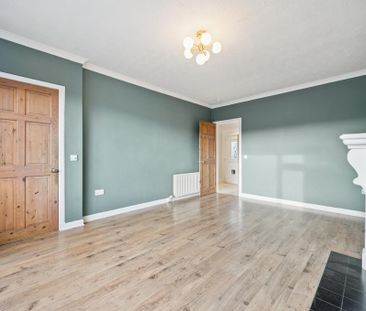 2 bedroom terraced house to rent - Photo 2