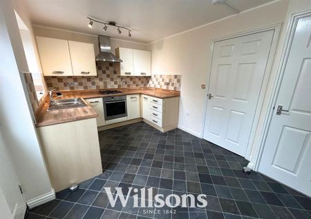 2 bedroom semi-detached house to rent - Photo 4