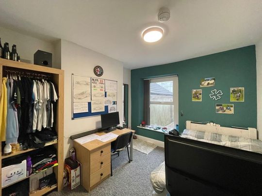 5 bedroom house share to rent - Photo 1