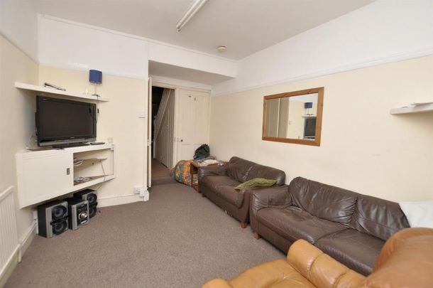 5 bedroom terraced house to rent - Photo 1