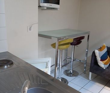 Location Appartement 1 pièce 13m² VALENCIENNES 59300 - Photo 1