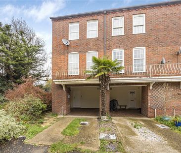 Park Crescent, Twickenham, TW2 - Photo 1