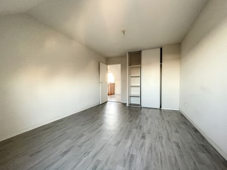 Location Appartement 4 pièces 115m² ABBEVILLE 80100 - Photo 5