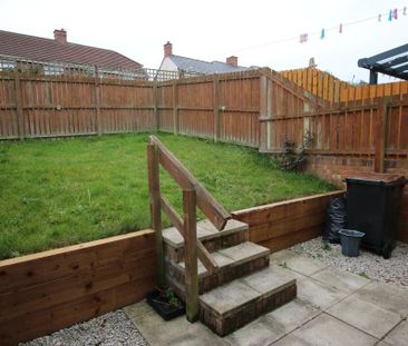 2 bedroom terraced house to rent - Photo 4