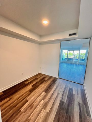 For Lease - 6 Chartwell Road Unit# 512, Toronto, Ontario - Photo 3