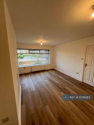 3 bedroom bungalow to rent - Photo 1